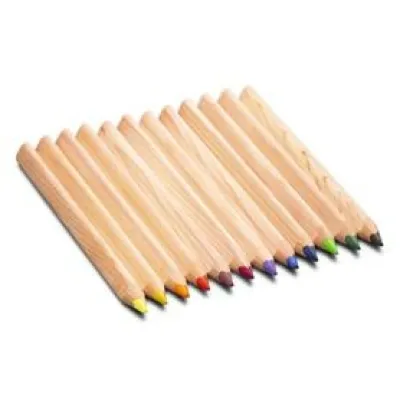 12 עפרונות עשויים עץ ב12 צבעים שונים. הצבעים: צהוב זהב, כתום, אדום, אדום כרמין, ורוד, סגול, בורדו, כחול, כחול כהה, ירוק בהיר, ירוק כהה, חום כהה.
