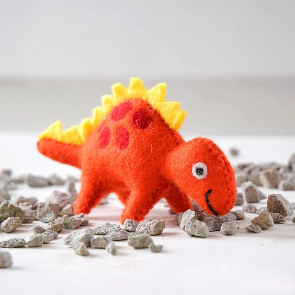 Felt Dinosaur Toy - Yellow Spikes דינוזאור כתום/אדום עם קוצים צהובים